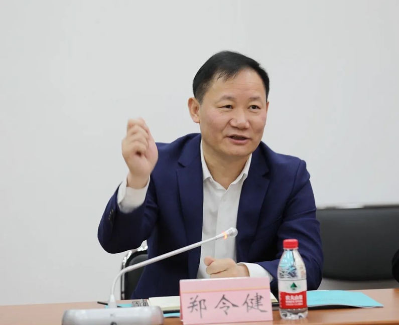 郑令健率队赴上海考察招商引资