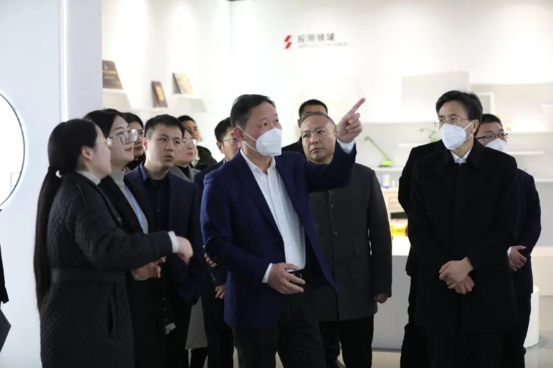 阳信县委书记郑令健率队到湖北考察招商引资